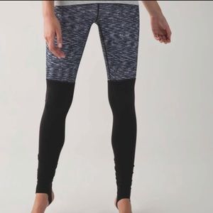Lululemon Wunder Under Stirrup Leggings